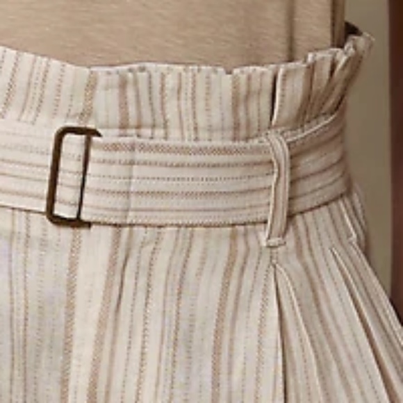 Banana Republic Linen Blend PaperBag Shorts NWT - Picture 2 of 4